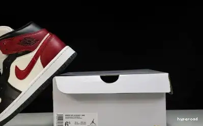 Hyperoad 1 Mid Jordan Toe” “Black Air 0528